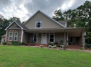 420 Arlys Ln, Tryon, NC 28782