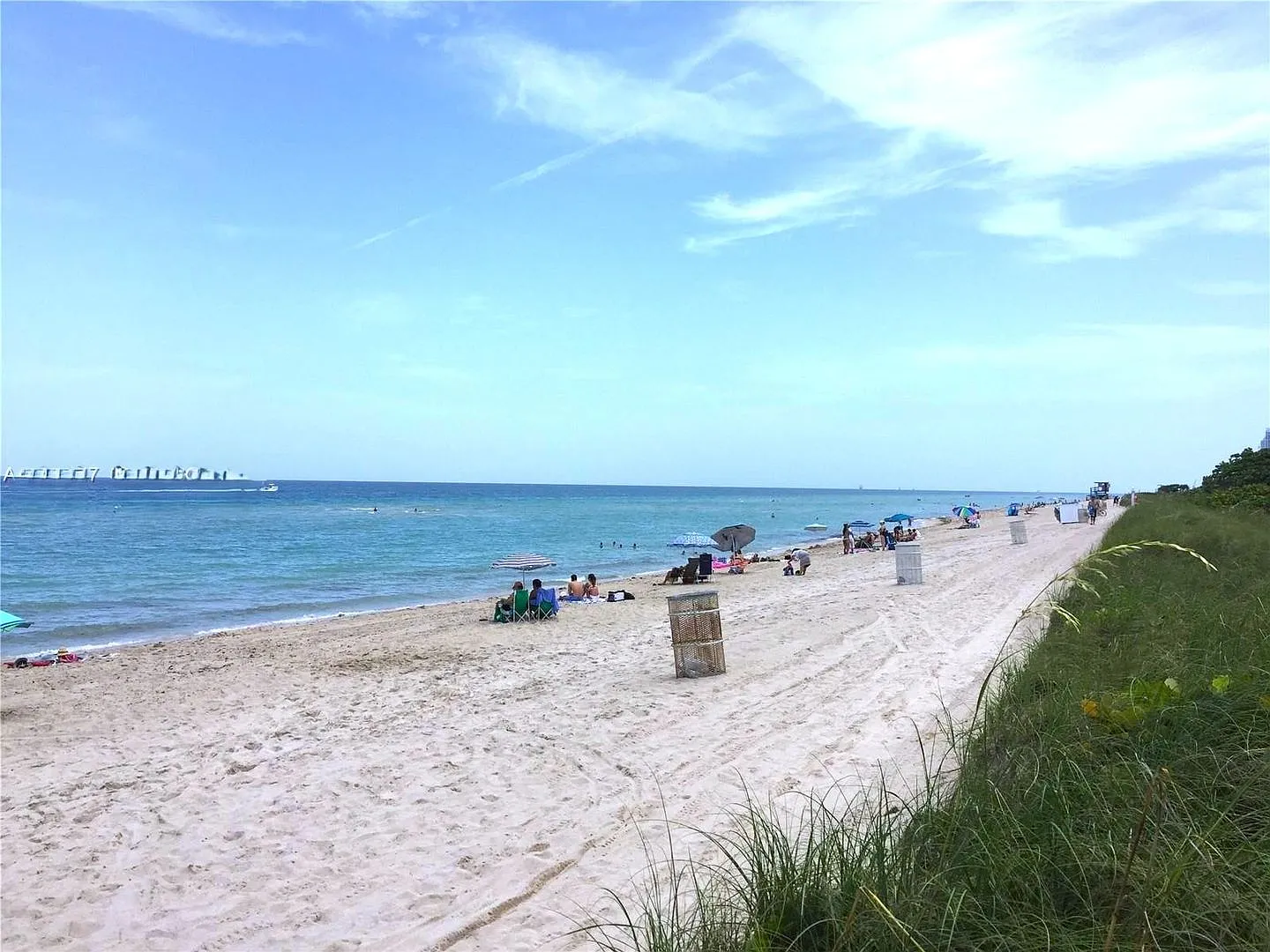 Surfside Miami Beach — Photo 3