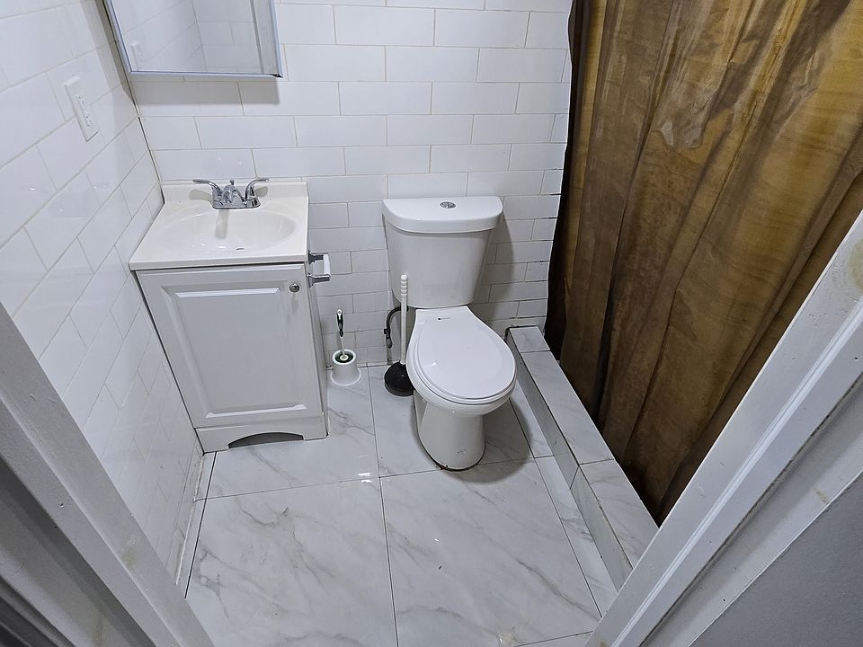 1st image of 117-26 203rd St #1