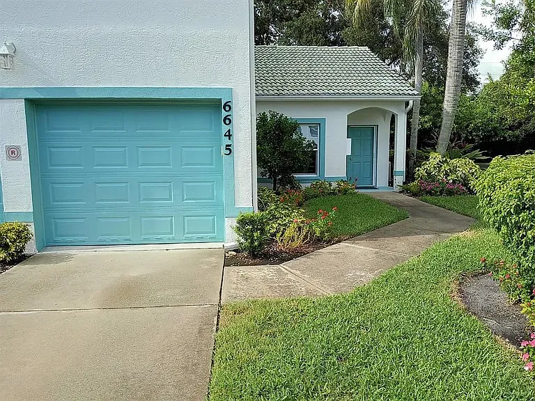 6645 Pineview Ter — Photo 28