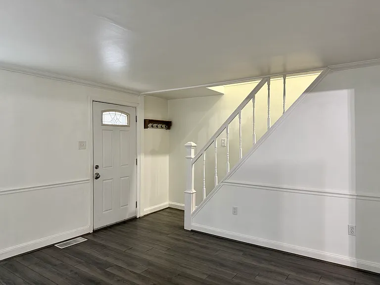 346 W Church Rd — Photo 7