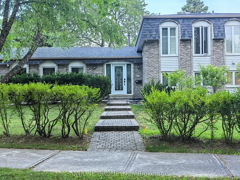 1454 Oakhill Dr — Photo 1