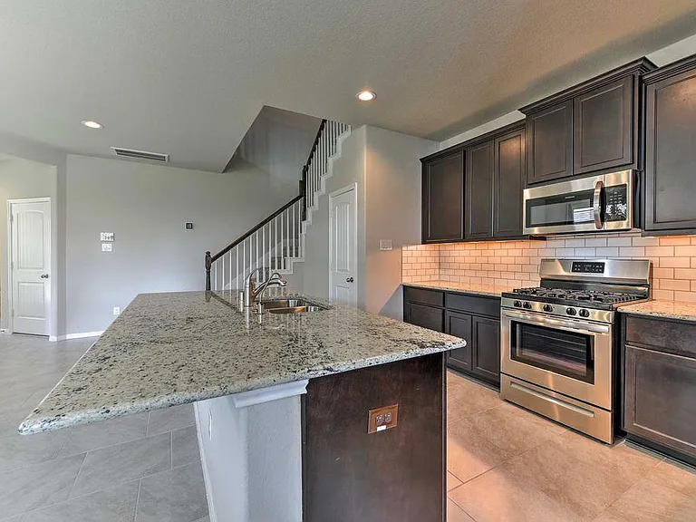 3322 Harvest Meadow Ln — Photo 22