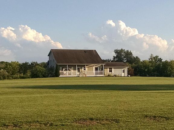 2nd image of 5831 Willow Creek Dr