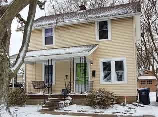 1141 Mambrino Rd, Oregon, OH 43616