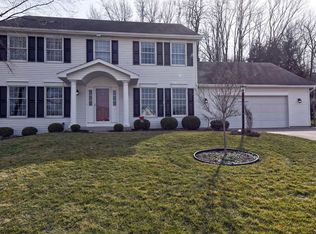 205 Highland Park Dr, Middlebury, IN 46540
