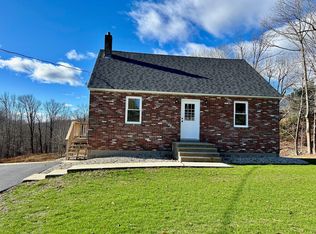 89 Pommogussett Rd, Rutland, MA 01543