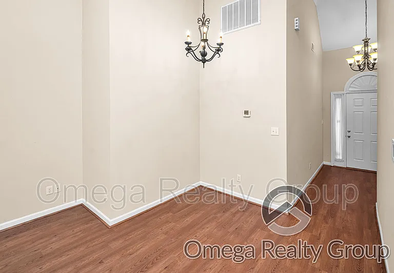 2161 Parsons Dr — Photo 7
