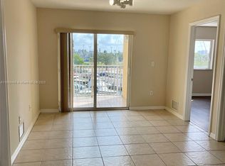 2415 NW 16th Street Rd APT 514, Miami, FL 33125