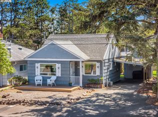 2217 S Columbia St, Seaside, OR 97138