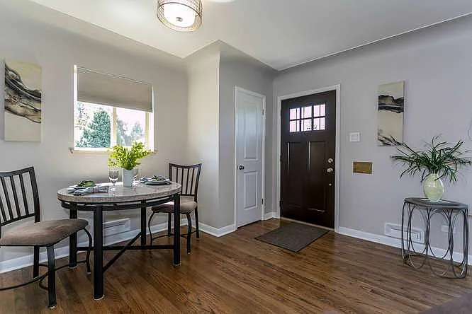 3 bed, 2.0 bath, 1950 sqft, $2,800 — Photo 4