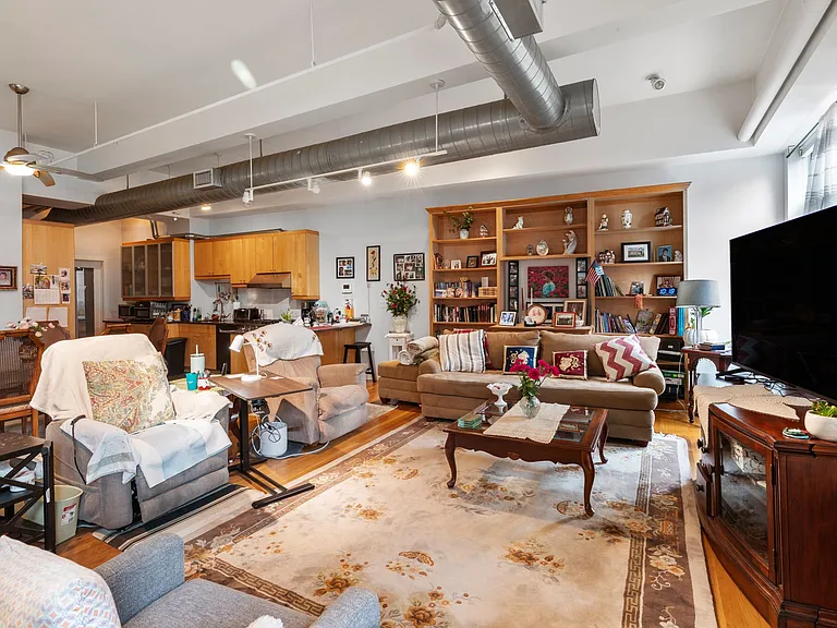 1200 Washington St #121 — Photo 5