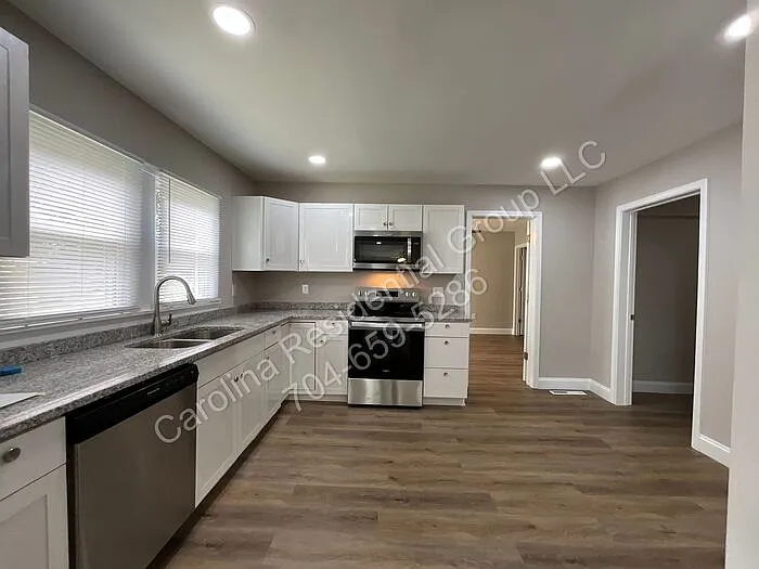 801 Bostian Ave — Photo 5