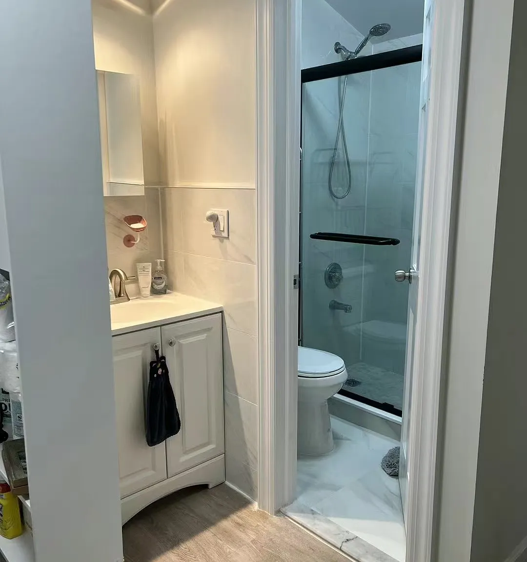 3 bed, 1250 sqft, $4,500 — Photo 2