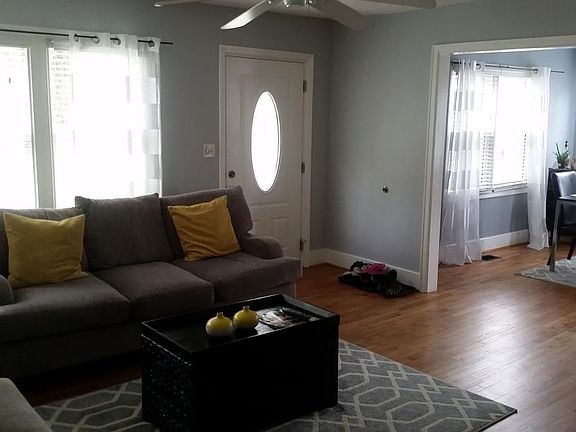 One Possible Tasteful Decor