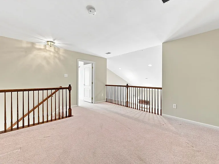 137 Stoyer Rd — Photo 16