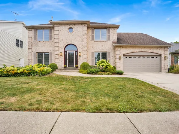 640 Downey St, Hoffman Estates, IL 60169