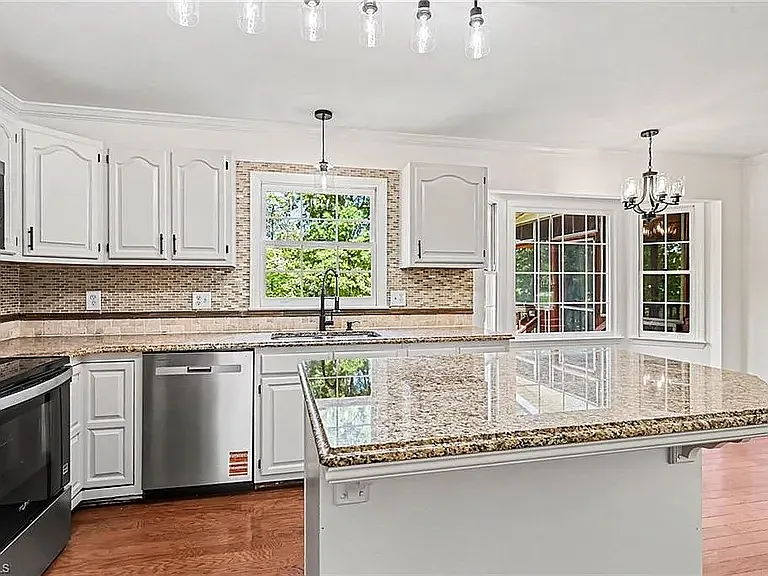 4095 Benton Creek Dr — Photo 10