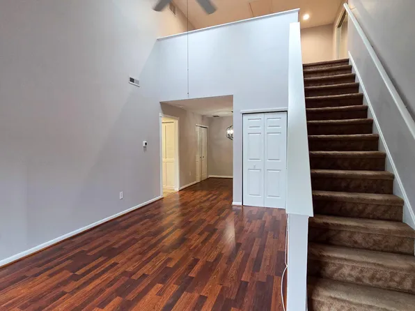 208 Ashley Run, Voorhees, NJ 08043
