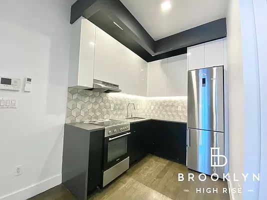 3rd image of 2717 Snyder Ave #1L