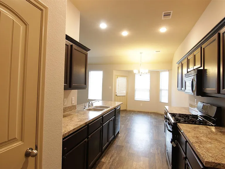 20419 Newcastle Ridge Ln — Photo 5