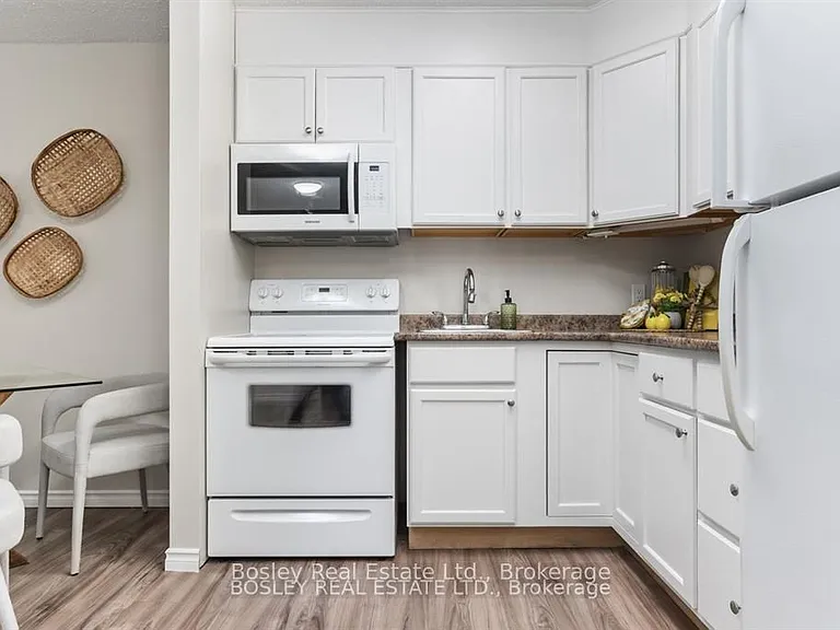 133 Ontario St #201 — Photo 7