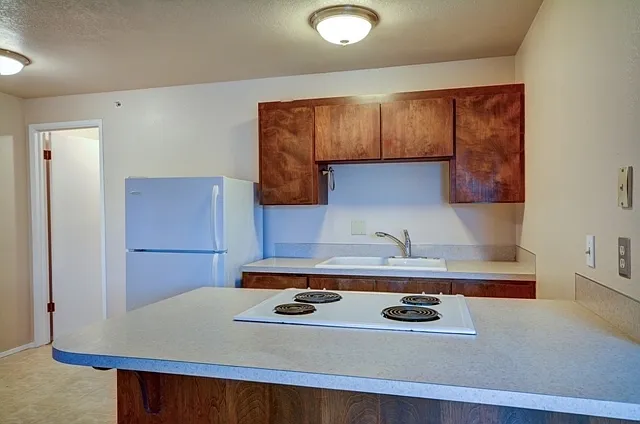 1199 SE 9th Ave — Photo 2