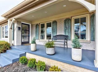 1203 Belford Ave, Nichols Hills, OK 73116