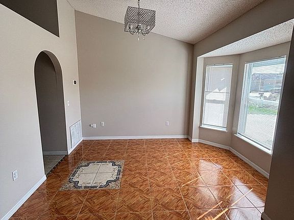 3rd image of 214 Chadworth Dr