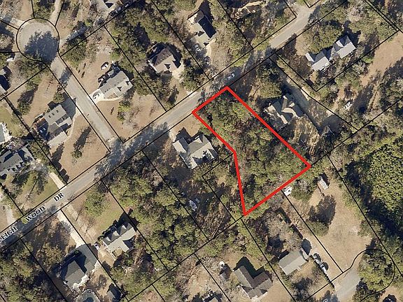 3rd image of 126 Raleigh Wood Dr