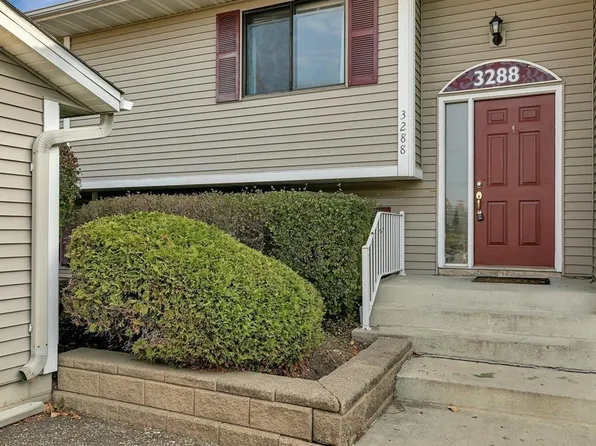 3288 Dodd Ln, Eagan, MN 55121