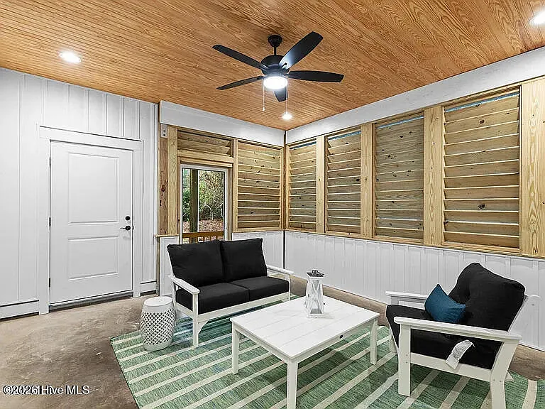 331 Live Oak St S #SOUTH — Photo 18