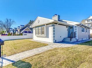 55 N 8th Ave, Manville, NJ