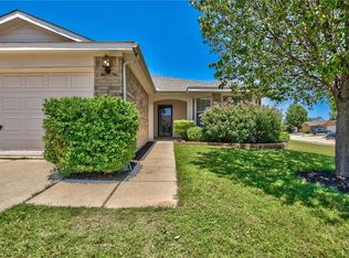 9113 Wagon Trl, Aubrey, TX 76227