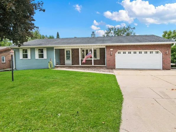 1411 Commanche Ave, Green Bay, WI 54313