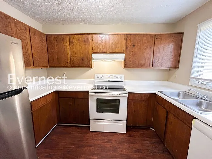 1678 Wynndowne Trl SE — Photo 7