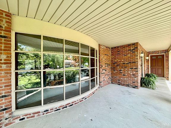 4th image of 1744 Falcon Dr