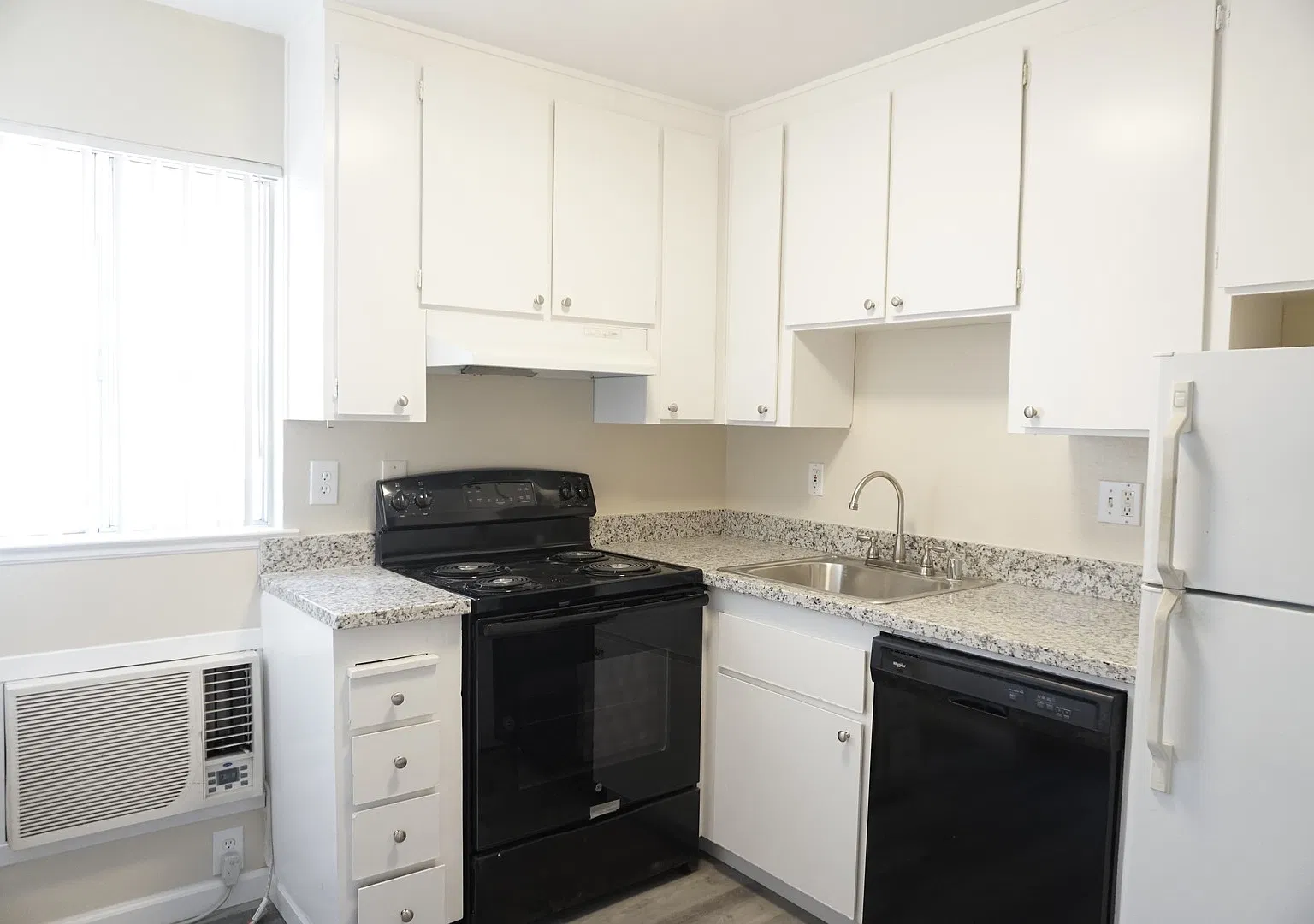 Remodeled Downstairs Apartment, Granite Counters, New Bathroom, Breakfast Bar, Carport, Storage! — Photo 1