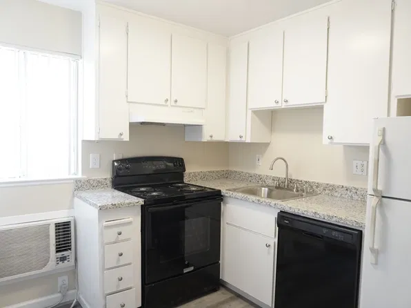 935 Azure St APT 07, Sunnyvale, CA 94087