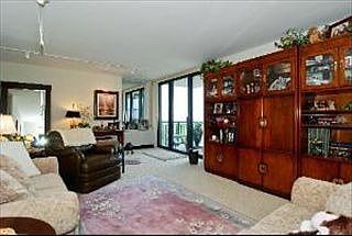 2nd image of 3440 N Lake Shore Dr APT 11B