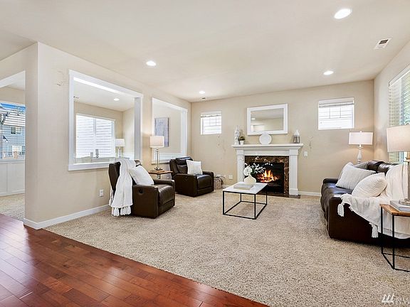 Cozy gas fireplace for those chilly evenings.