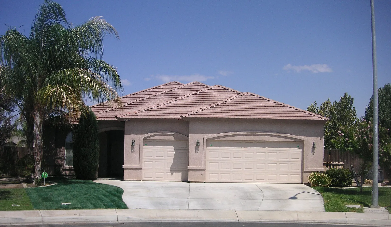2302 Trentino Ave photo 1
