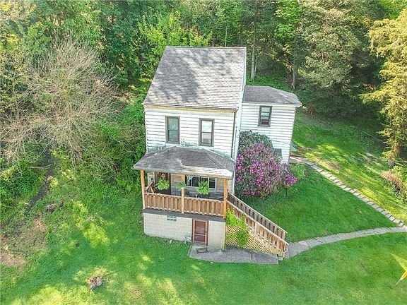 2nd image of 240 Mathilda St