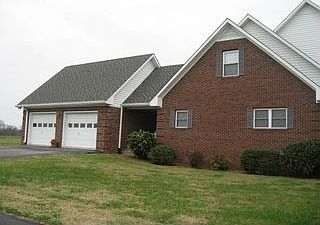 2nd image of 9711 Tompkinsville Rd