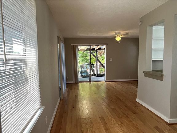4th image of 1748 Richmond Ave #Grg