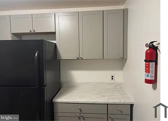 6380 Marsden St — Photo 3