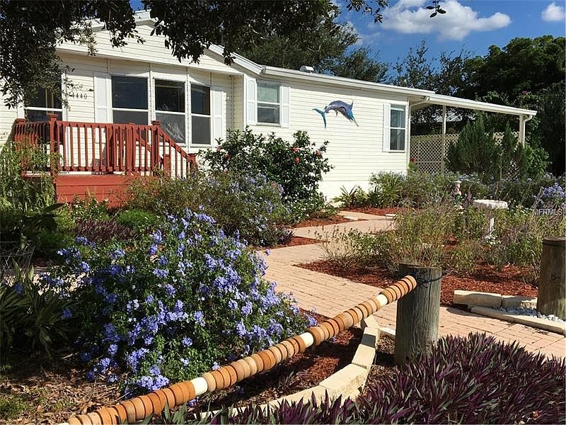 1st image of 4440 Pelican Pointe Dr