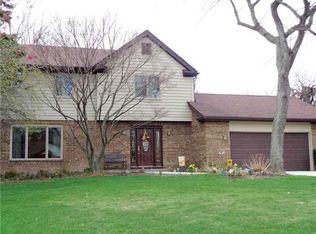 2155 Chadbury Ln, Toledo, OH 43614