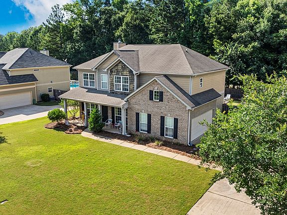 4th image of 4570 English Ivy Dr