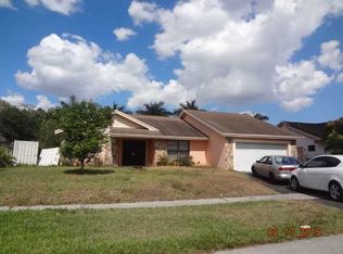 7125 NW 49th Ct, Lauderhill, FL 33319